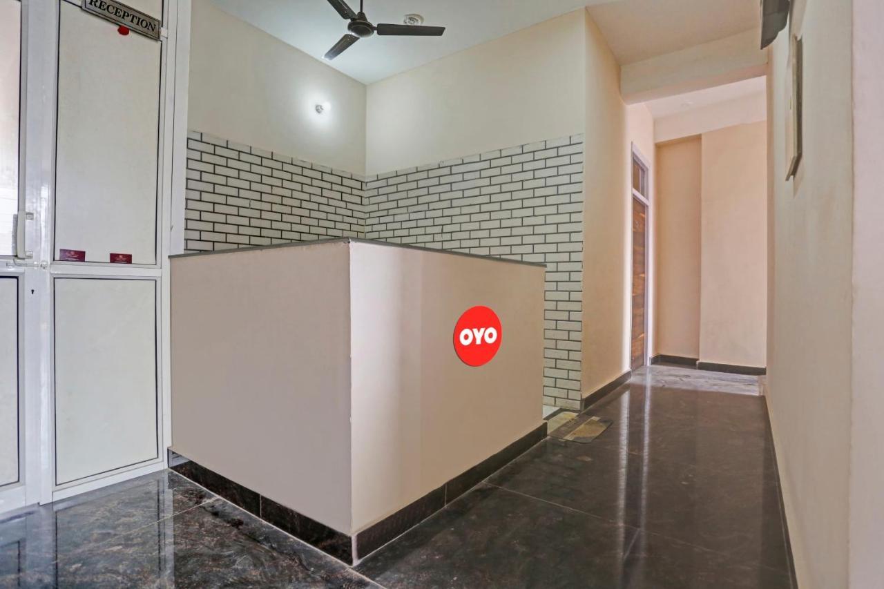 Hotel O Arya Residency Gurgaon Exterior foto